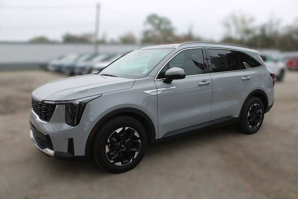 Certified 2025 Kia Sorento S w/ Panoramic Sunroof Package image 15