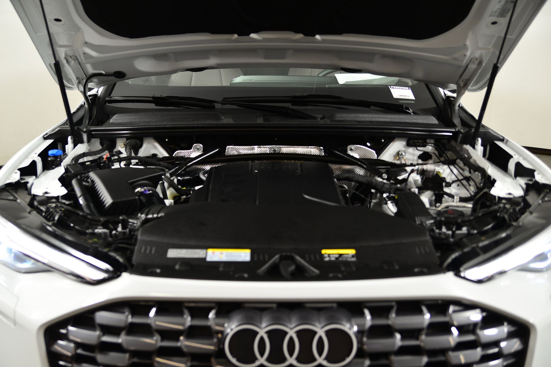 Certified 2025 Audi Q5 Premium w/ Convenience Package image 16