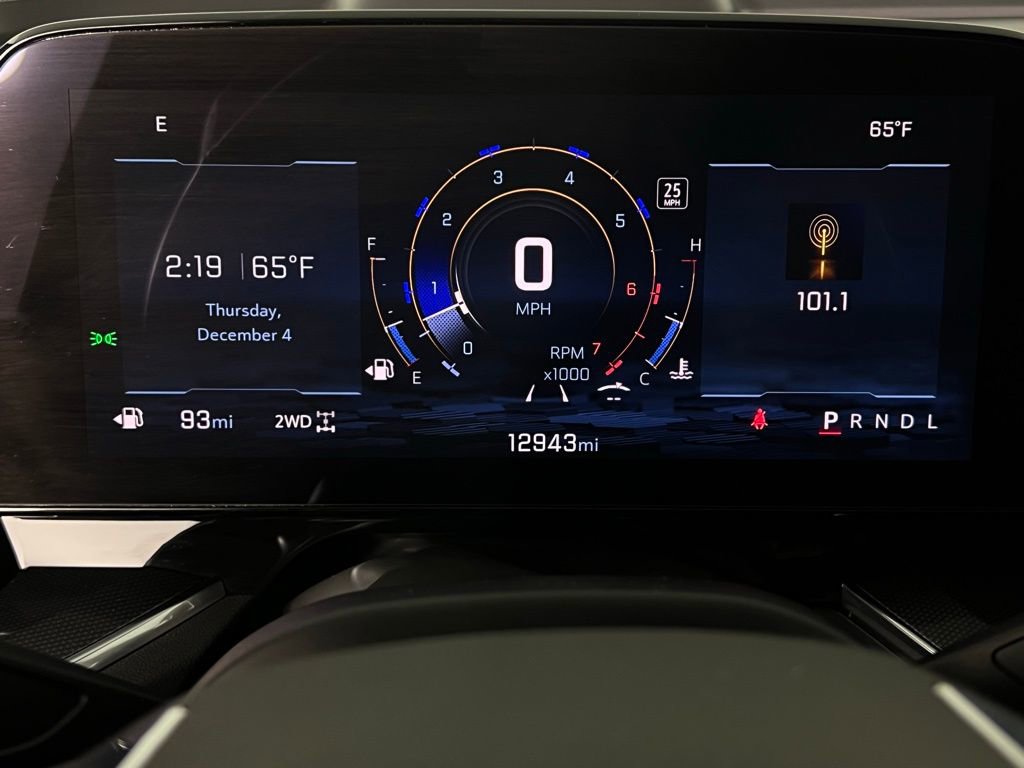 Used 2025 Chevrolet Tahoe RST image 15