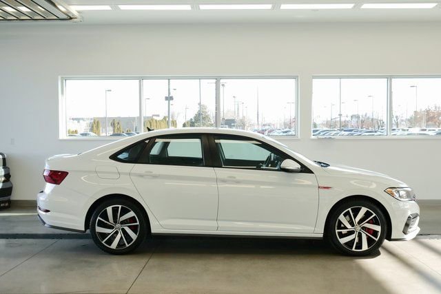 Used 2021 Volkswagen Jetta GLI image 7