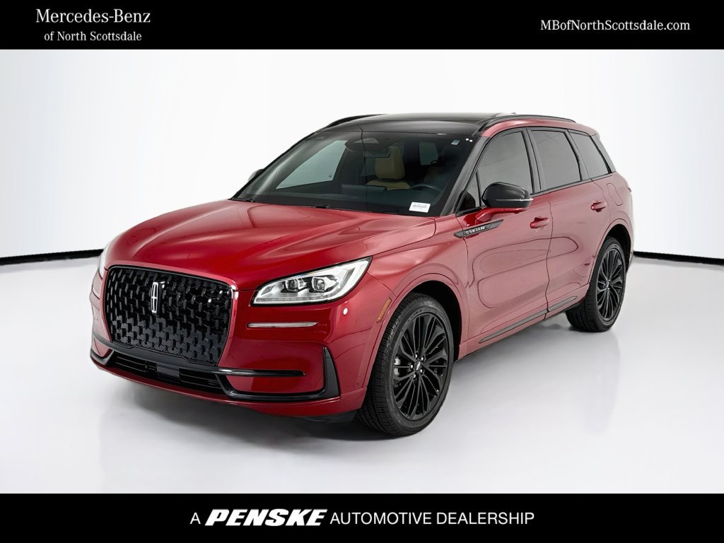 Used 2023 Lincoln Corsair Reserve w/ Equipment Group 201A FWD image 1