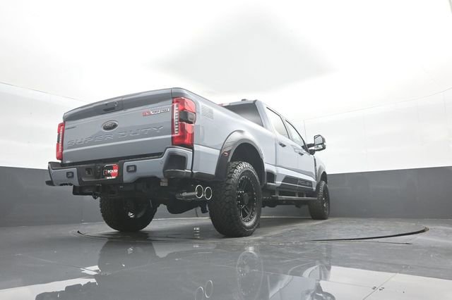 New 2026 Ford F250 Lariat w/ Black Appearance Package image 32