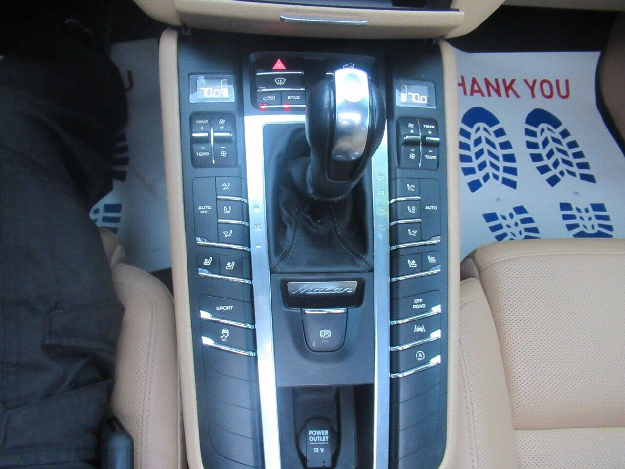 Used 2018 Porsche Macan S image 25