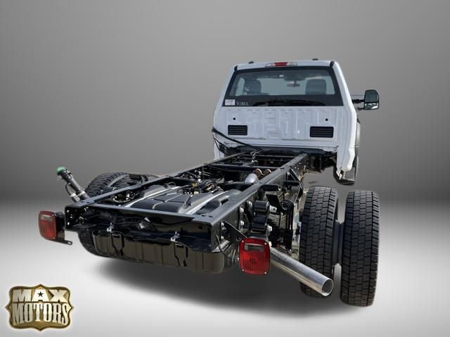 New 2024 Ford F550 4x4 Regular Cab Super Duty image 14