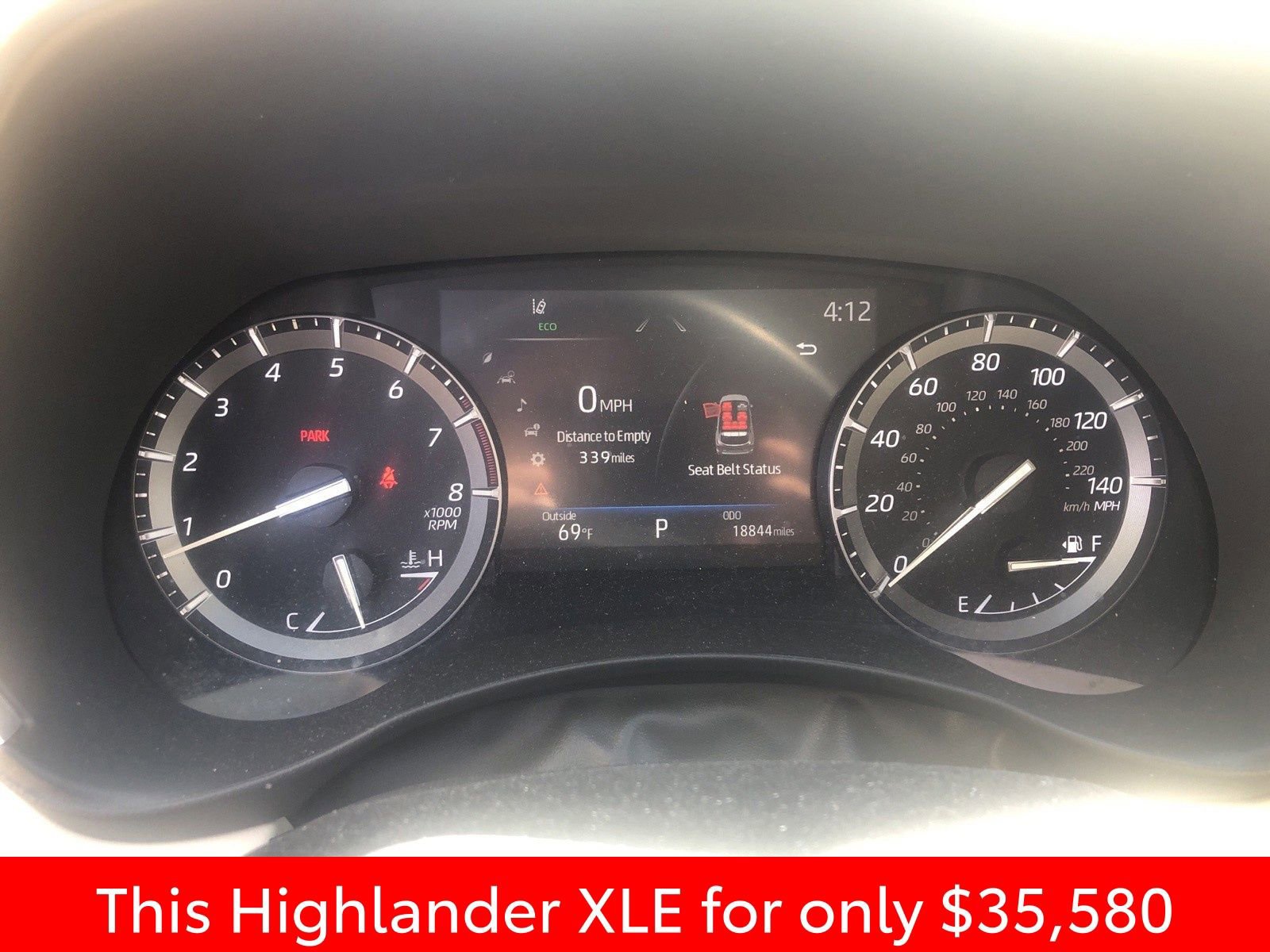 Used 2021 Toyota Highlander XLE FWD image 9