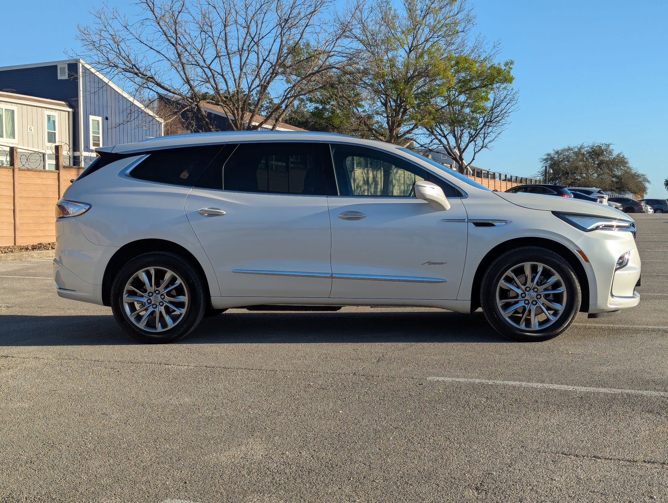 Used 2024 Buick Enclave Avenir w/ Avenir Technology Package FWD image 4