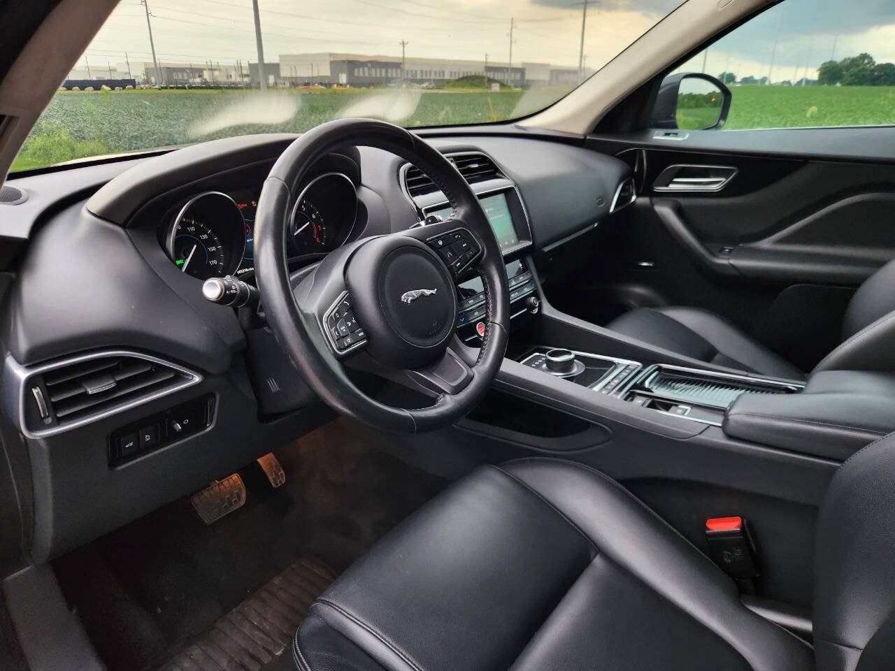Used 2020 Jaguar F-PACE Premium AWD/4WD image 12