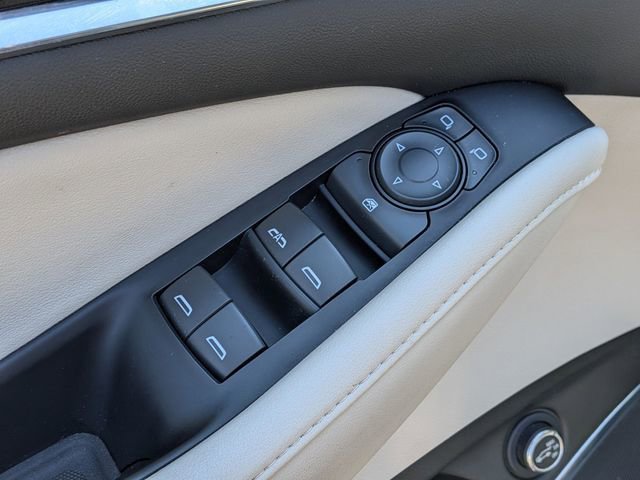 Used 2023 Buick Enclave Essence w/ Experience Buick Package image 14