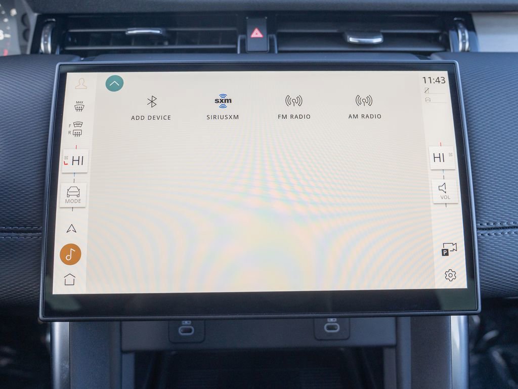 Certified 2025 Land Rover Discovery Sport Dynamic SE AWD/4WD image 29