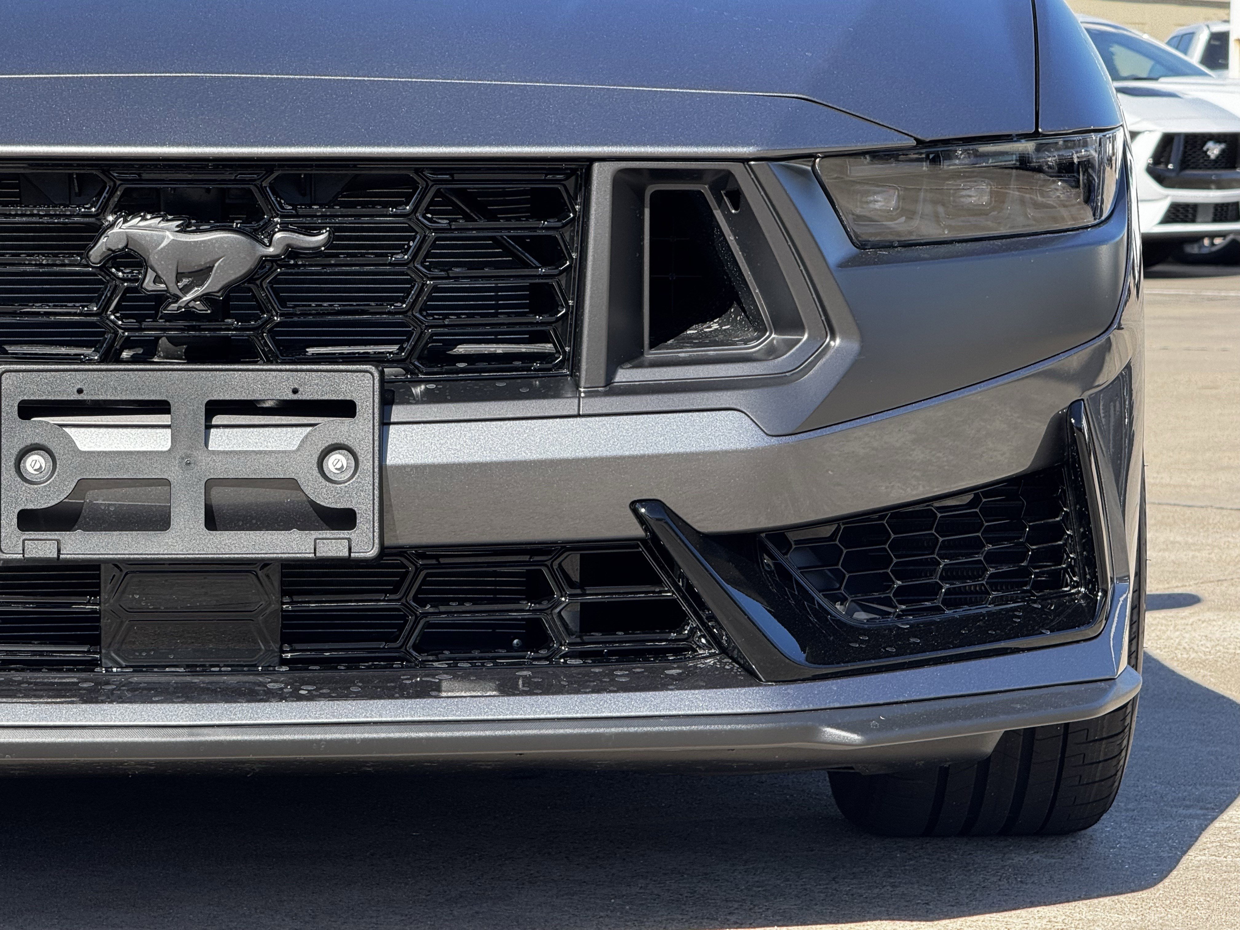 New 2026 Ford Mustang Dark Horse image 6