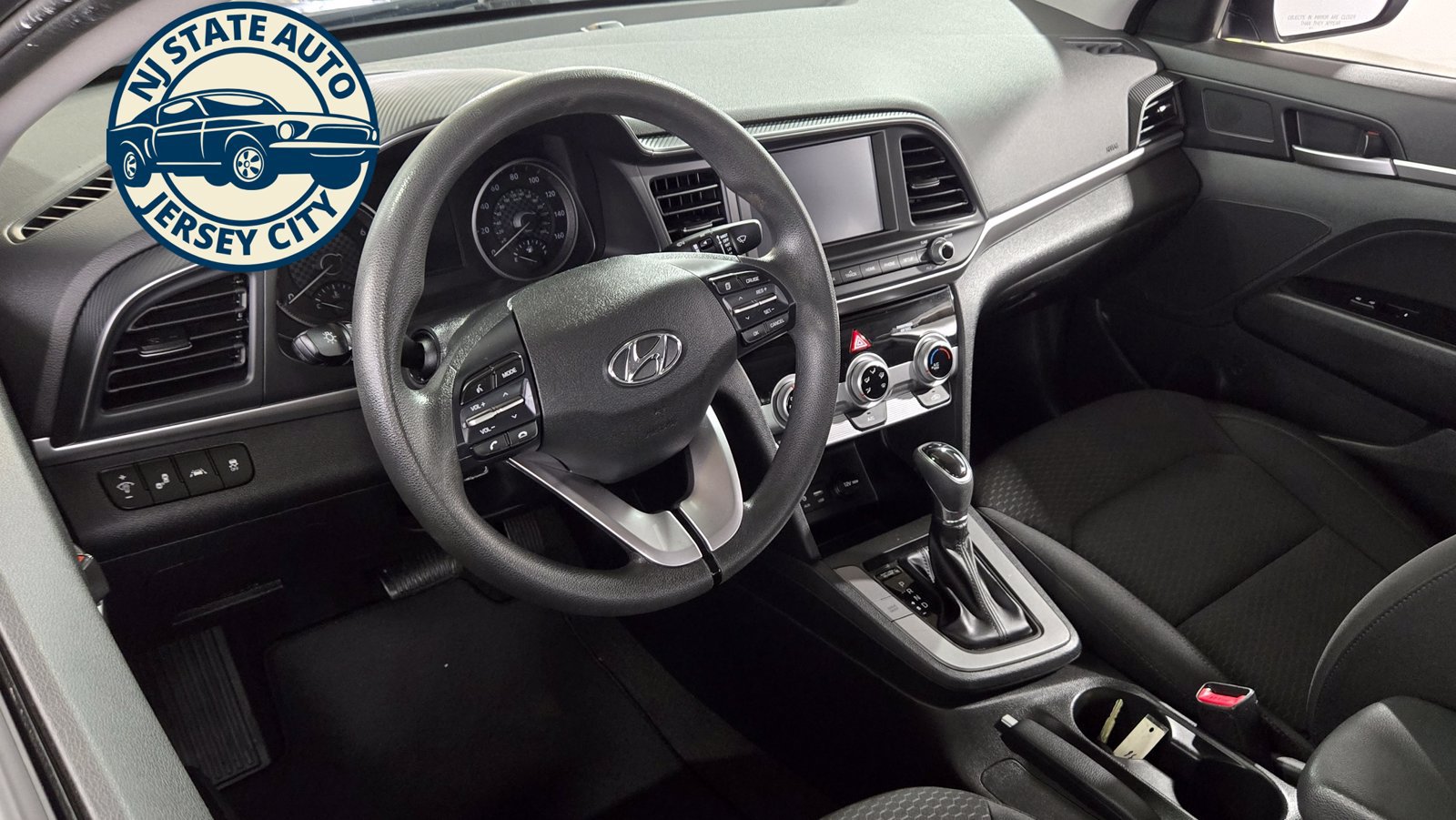 Used 2019 Hyundai Elantra SEL w/ Cargo Package FWD image 9