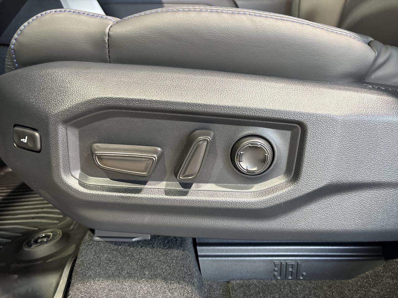 New 2026 Toyota Tundra Platinum AWD/4WD image 12