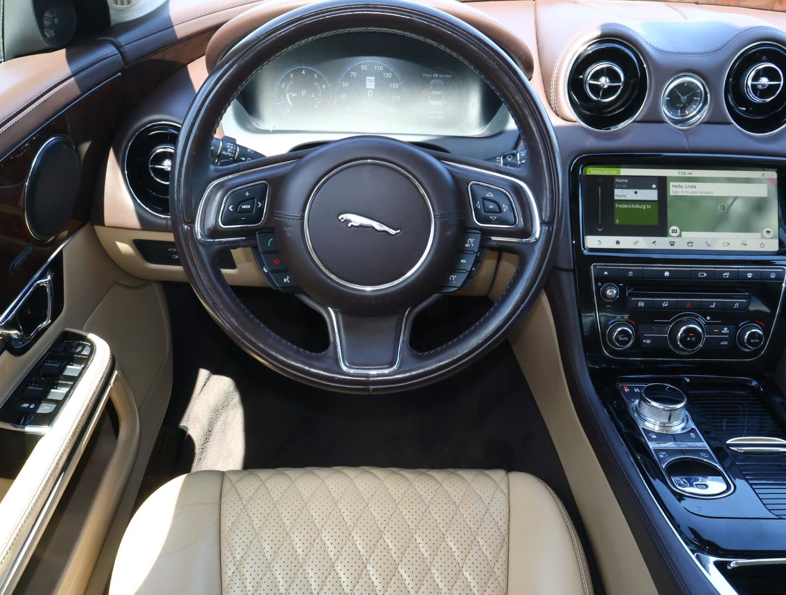 Used 2018 Jaguar XJ L Portfolio image 8