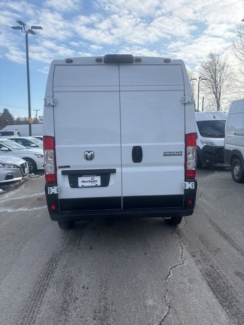 Used 2023 RAM ProMaster 2500 image 4