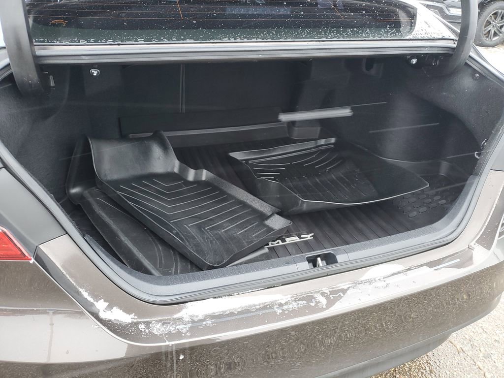 Used 2018 Toyota Camry XLE w/ Audio Package image 33