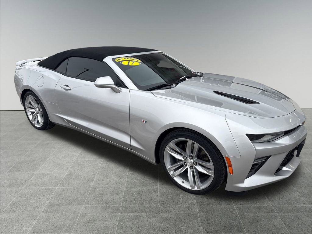 Used 2017 Chevrolet Camaro SS image 8