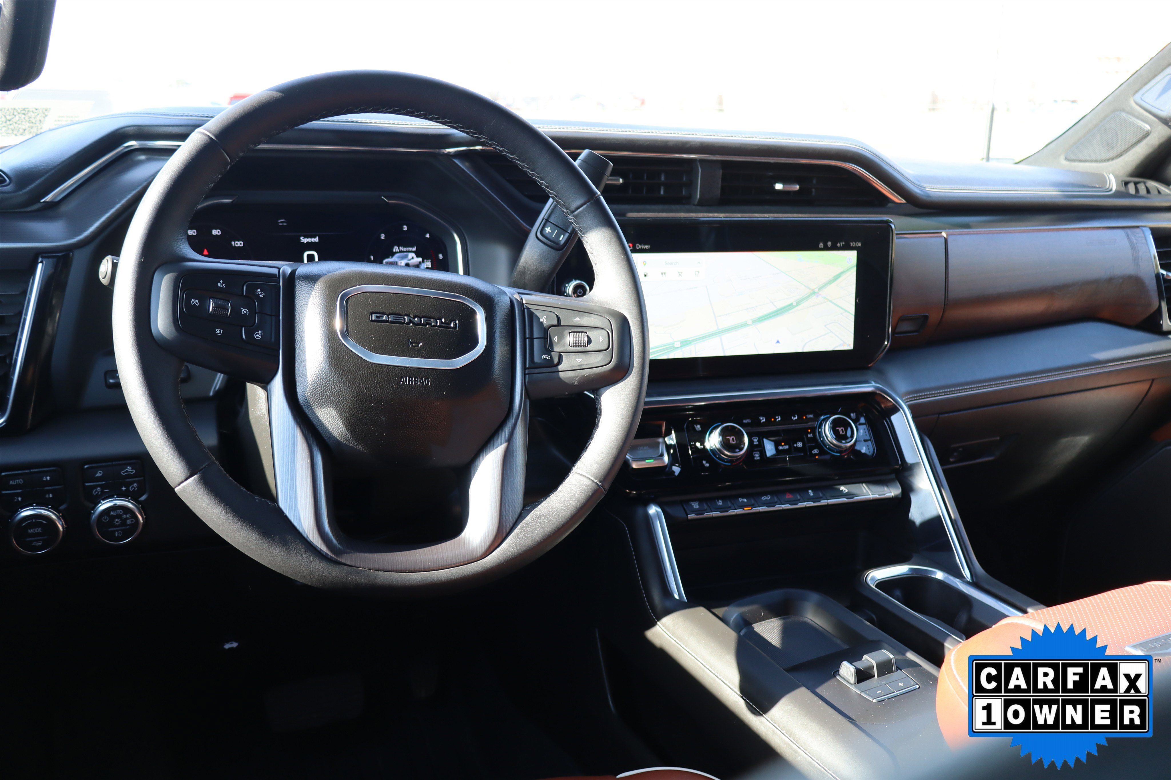 Used 2025 GMC Sierra 2500 Denali Ultimate image 17