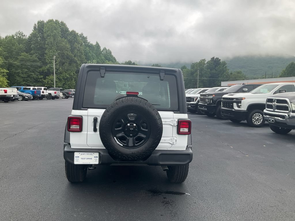 Used 2026 Jeep Wrangler Unlimited Sport AWD/4WD image 6