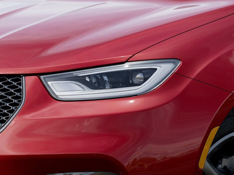 New 2026 Chrysler Pacifica Select FWD image 10