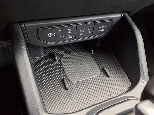 Used 2025 Kia K4 GT-Line Turbo FWD image 57