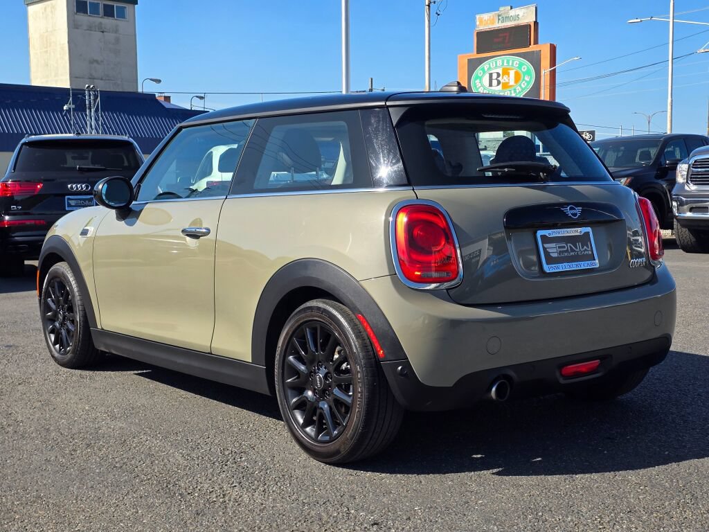 Used 2019 MINI Cooper 2-Door Hardtop FWD image 7