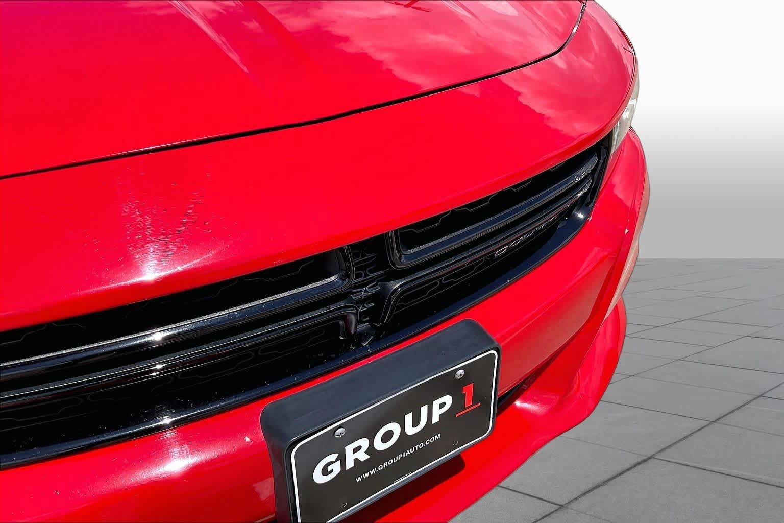 Used 2022 Dodge Charger SXT RWD image 26