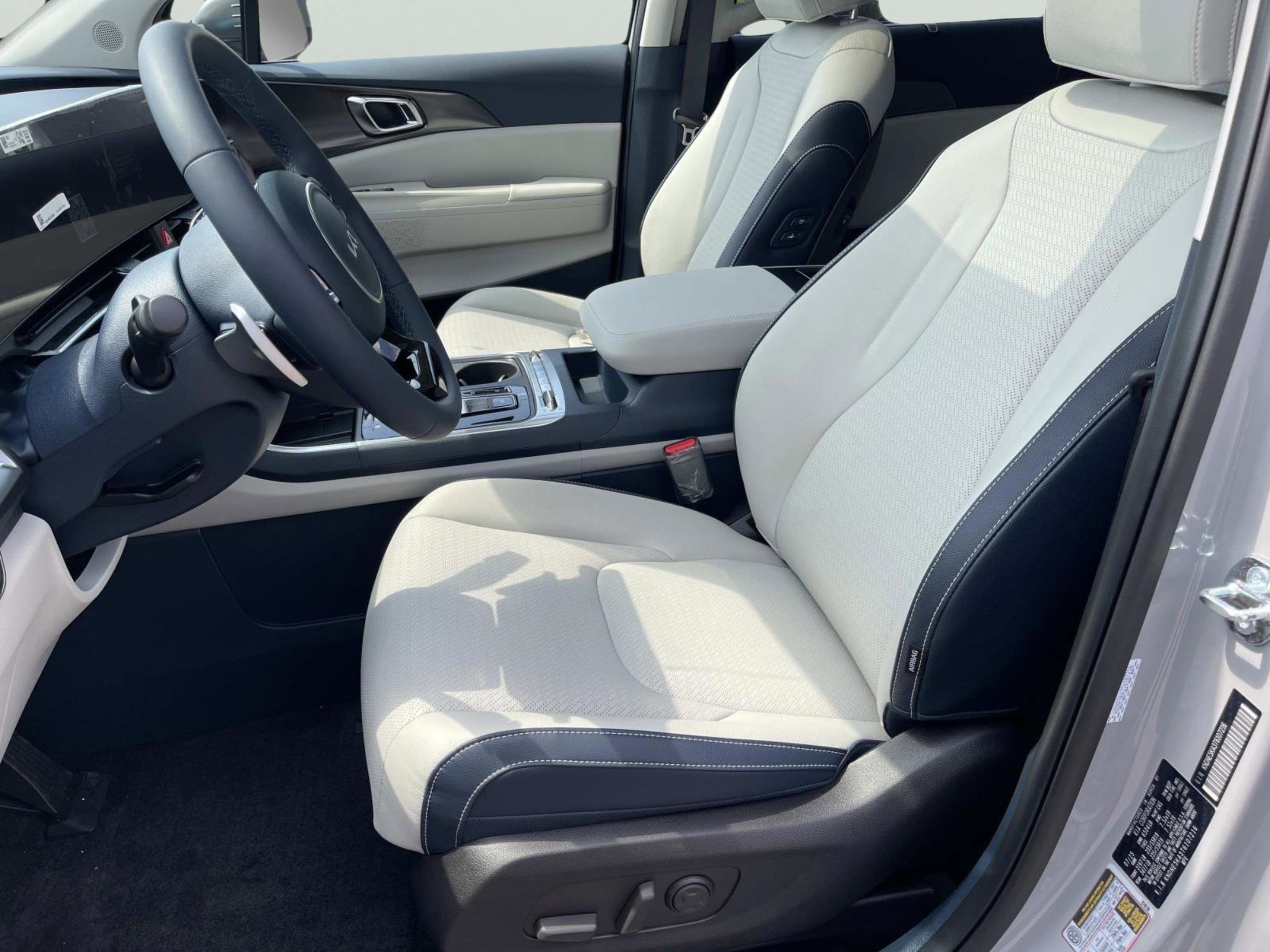 New 2026 Kia Carnival SX Prestige image 16