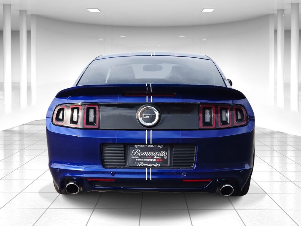 Used 2014 Ford Mustang GT Premium image 4