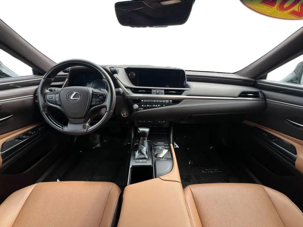 Used 2021 Lexus ES 350 w/ Premium Package image 10