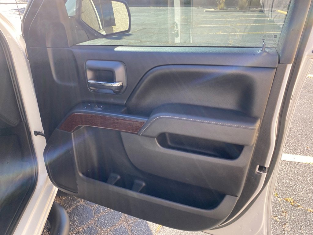 Used 2017 GMC Sierra 1500 SLE w/ SLE Value Package image 26