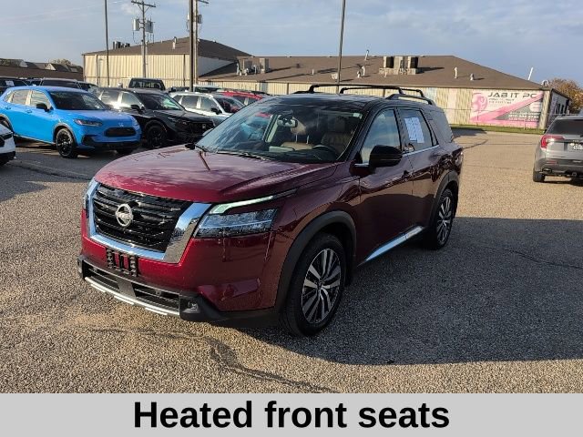 Used 2022 Nissan Pathfinder Platinum w/ Cargo Package image 15