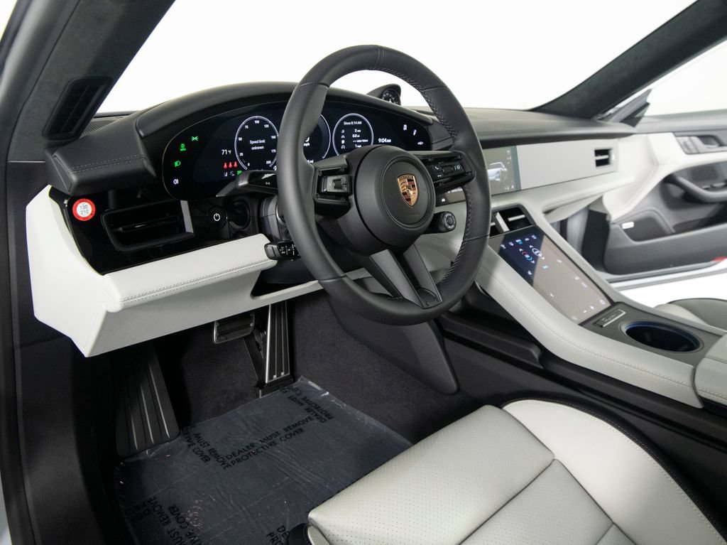 New 2026 Porsche Taycan GTS AWD/4WD image 4