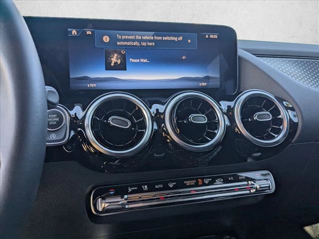 Used 2025 Mercedes-Benz GLA 250 image 14