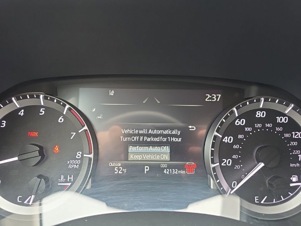 Used 2024 Toyota Highlander LE image 28