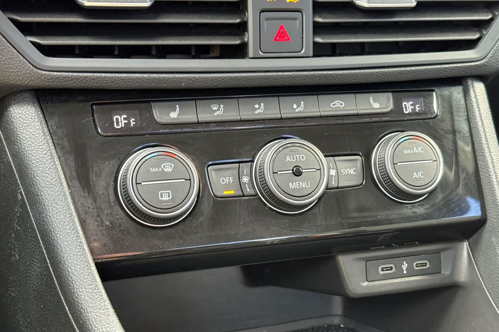 Used 2022 Volkswagen Jetta SE FWD image 20