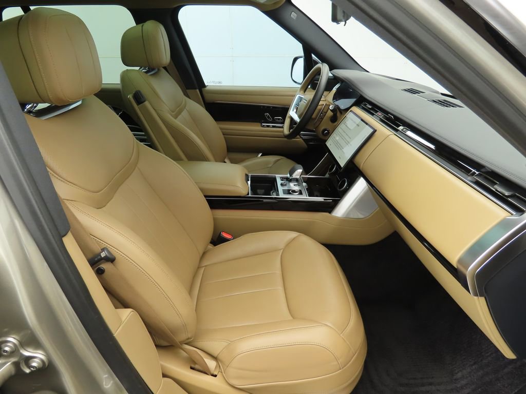 Certified 2023 Land Rover Range Rover SE image 20