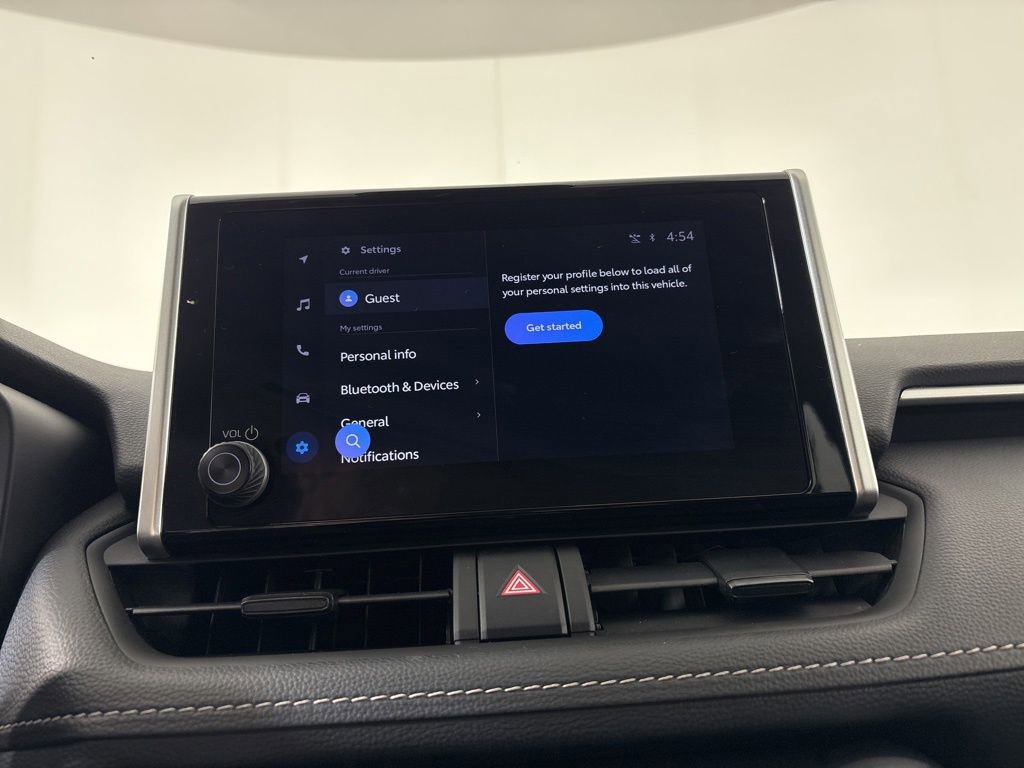 Used 2025 Toyota RAV4 XLE image 28