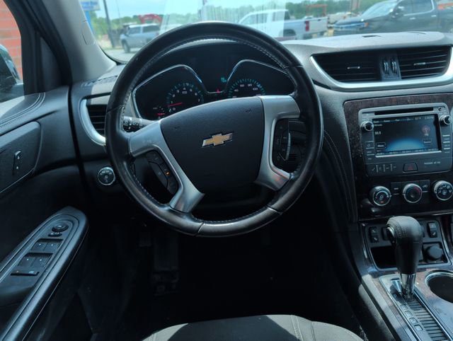 Used 2017 Chevrolet Traverse LT w/ Style and Technology Package AWD/4WD video 2