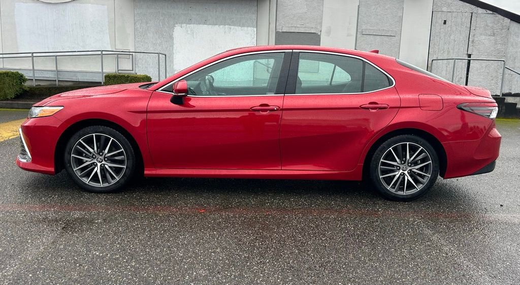 Certified 2024 Toyota Camry XLE w/ Cold Weather Package FWD image 7