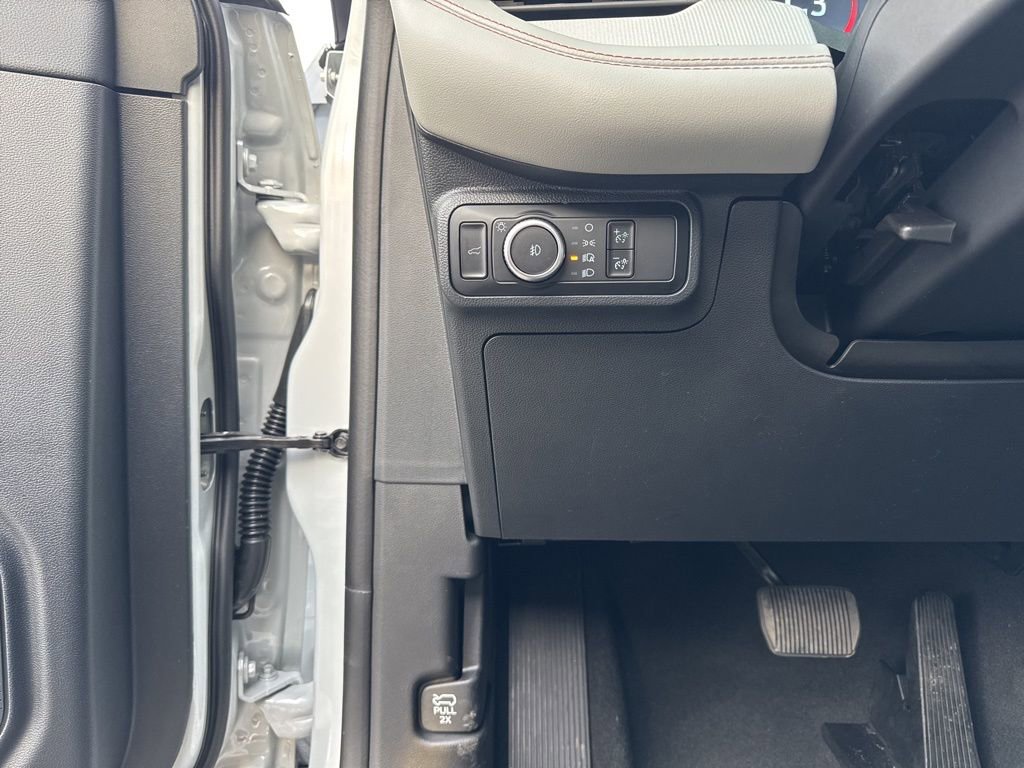 New 2026 Ford Explorer Active w/ Active Comfort Package image 14