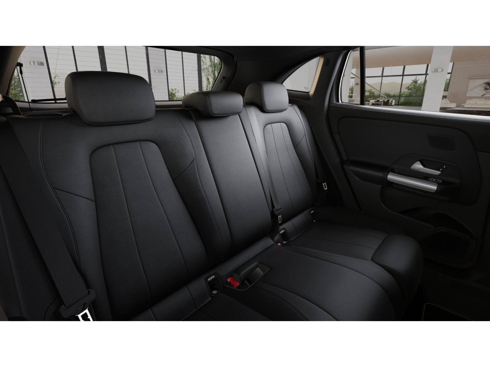 New 2026 Mercedes-Benz GLA 250 4MATIC image 5