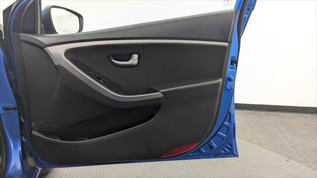 Used 2017 Hyundai Elantra GT image 18