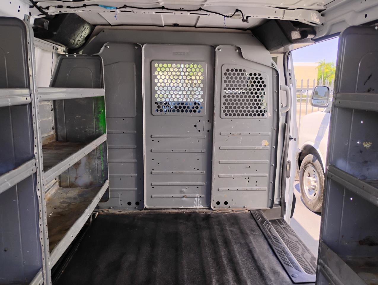 Used 2015 Ford Transit 150 130 Low Roof RWD image 29
