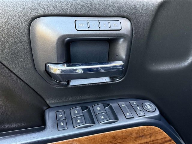 Used 2017 Chevrolet Silverado 1500 High Country image 17