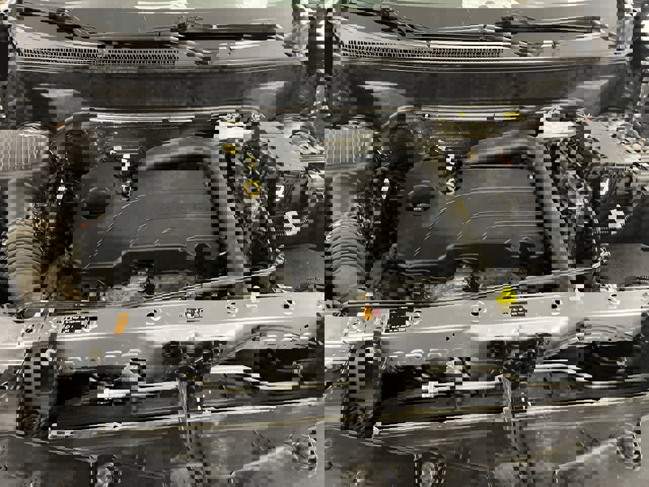 Used 2023 Chevrolet Equinox Premier image 12