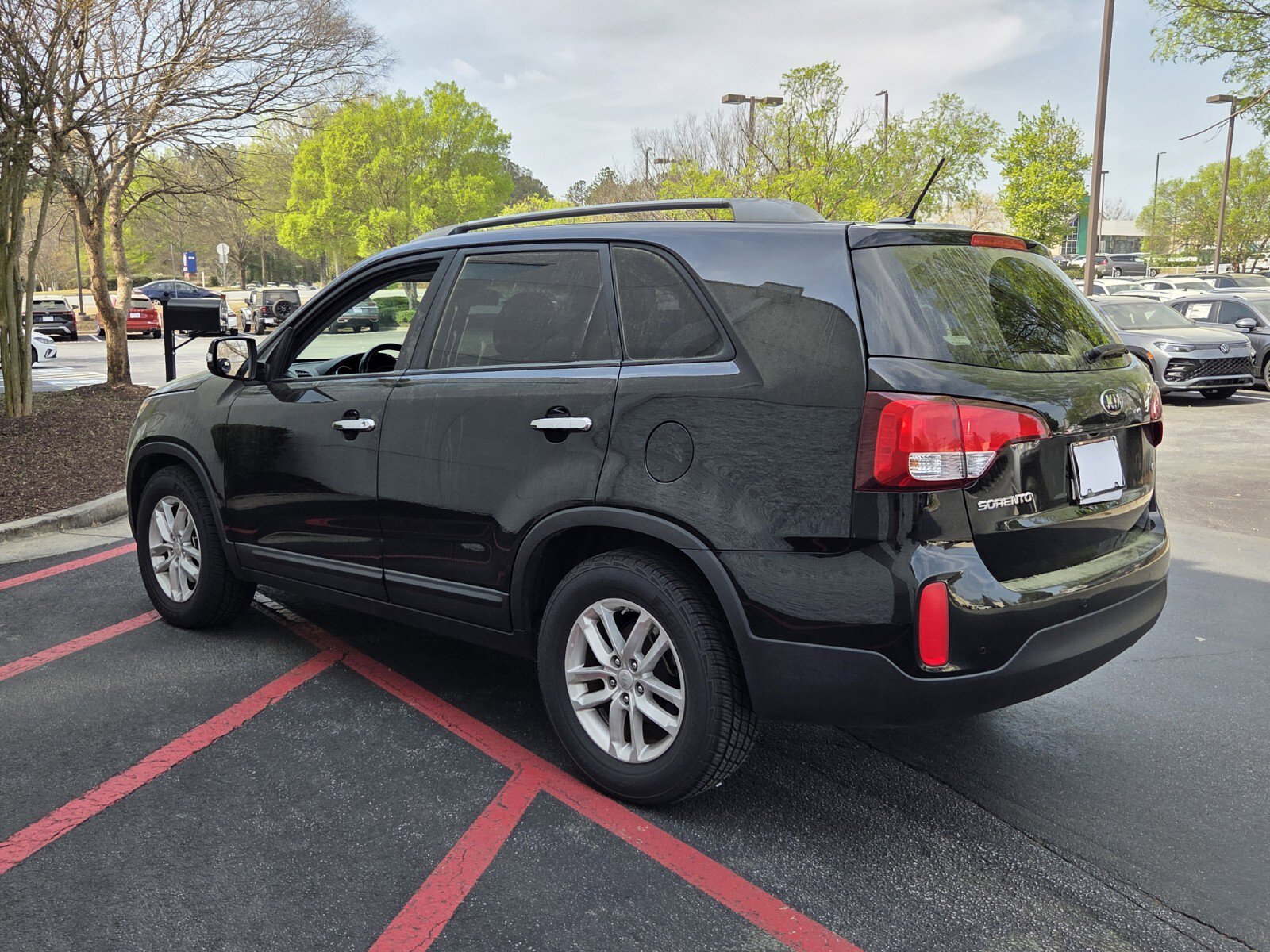 Used 2015 Kia Sorento LX image 7