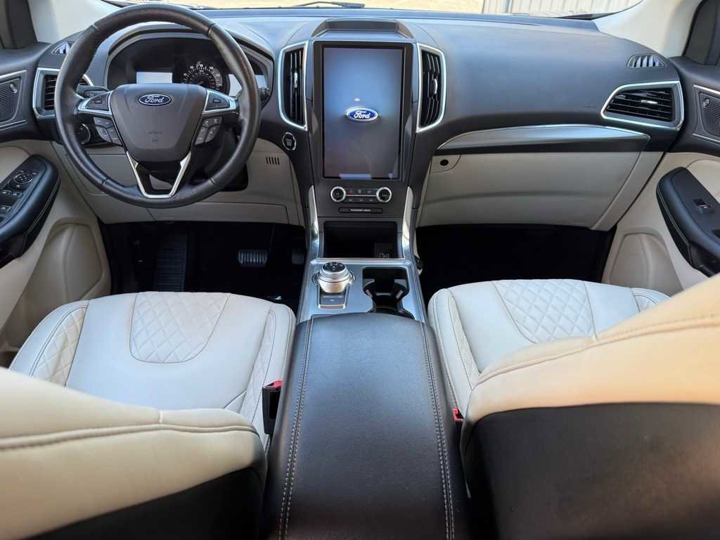 Used 2024 Ford Edge Titanium image 20