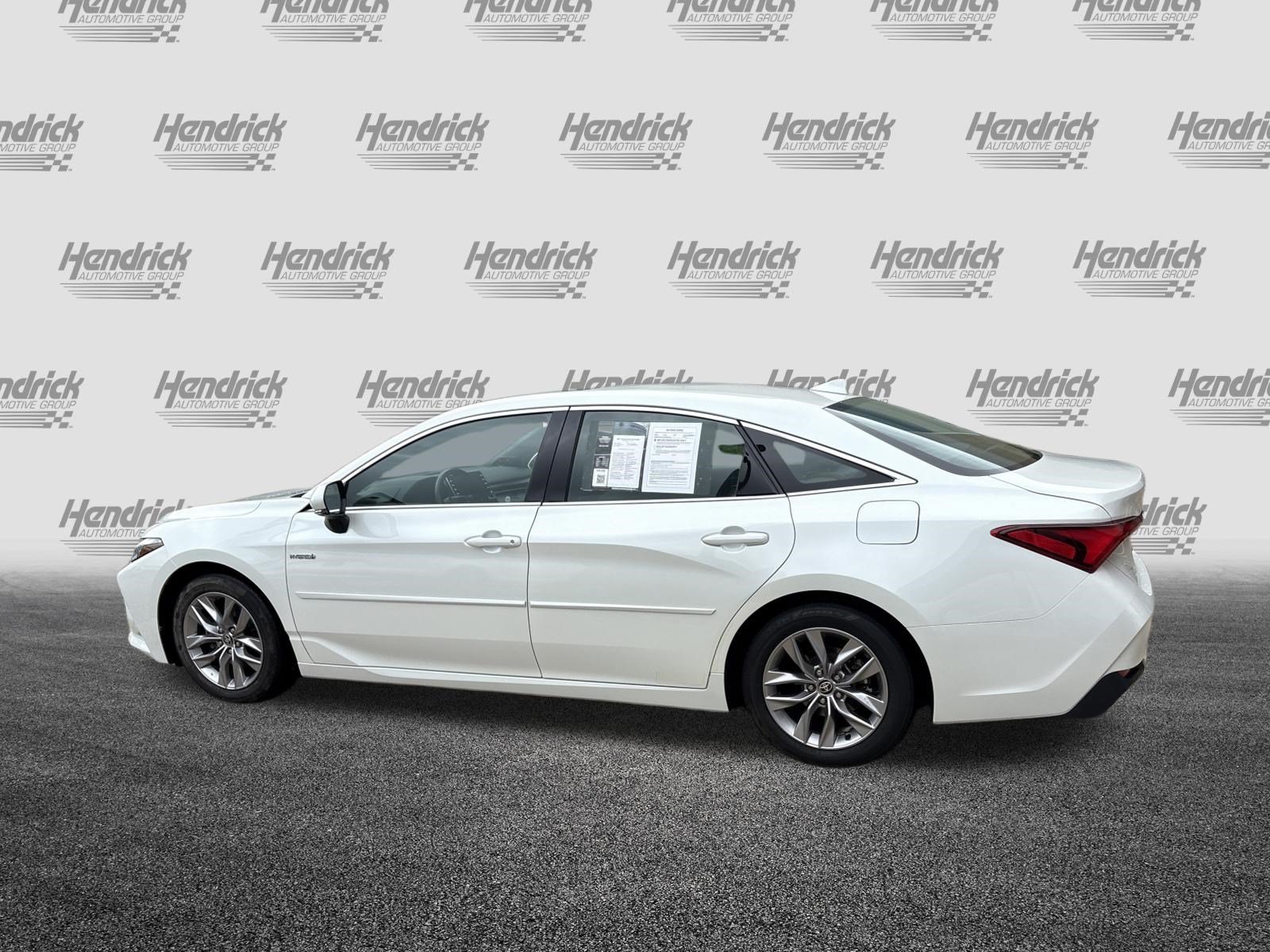 Used 2021 Toyota Avalon XLE w/ Moonroof Package FWD image 7