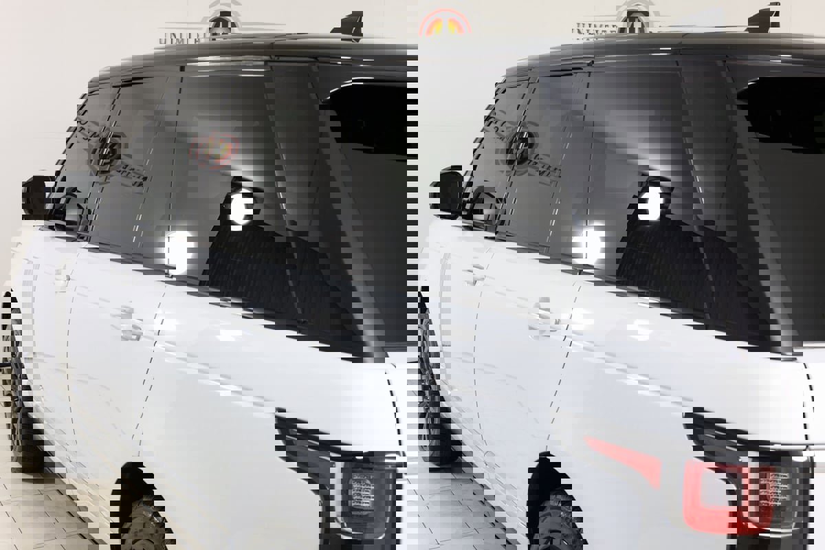 Used 2019 Land Rover Range Rover Autobiography image 49