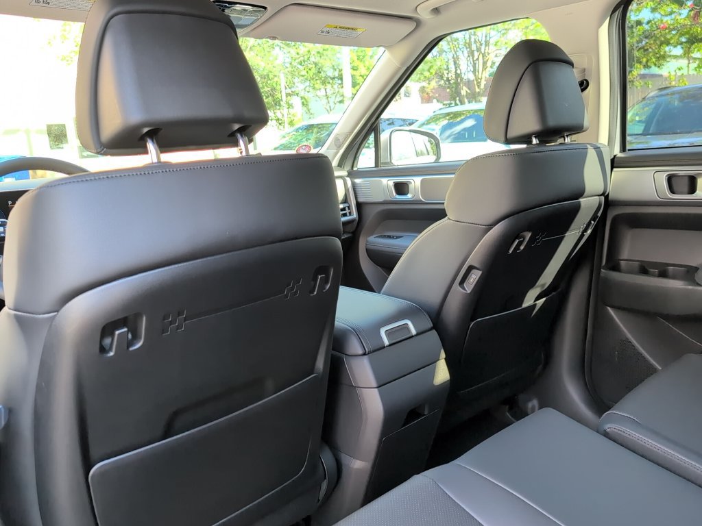 Used 2026 Hyundai Santa Fe SEL AWD/4WD image 24
